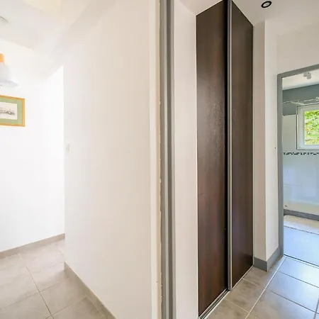 Apartment 2 Bedroom Lovely In Poitiers