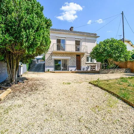 2 Bedroom Lovely In * Poitiers